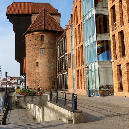 דירה Feel At - Old Town