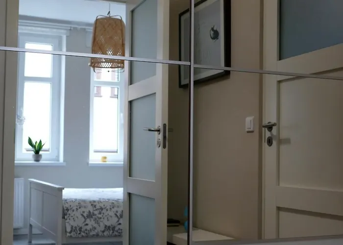 Feel At - Old Town *