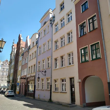 Feel At - Old Town *