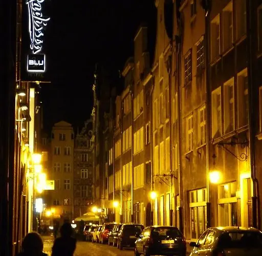 Feel At - Old Town *